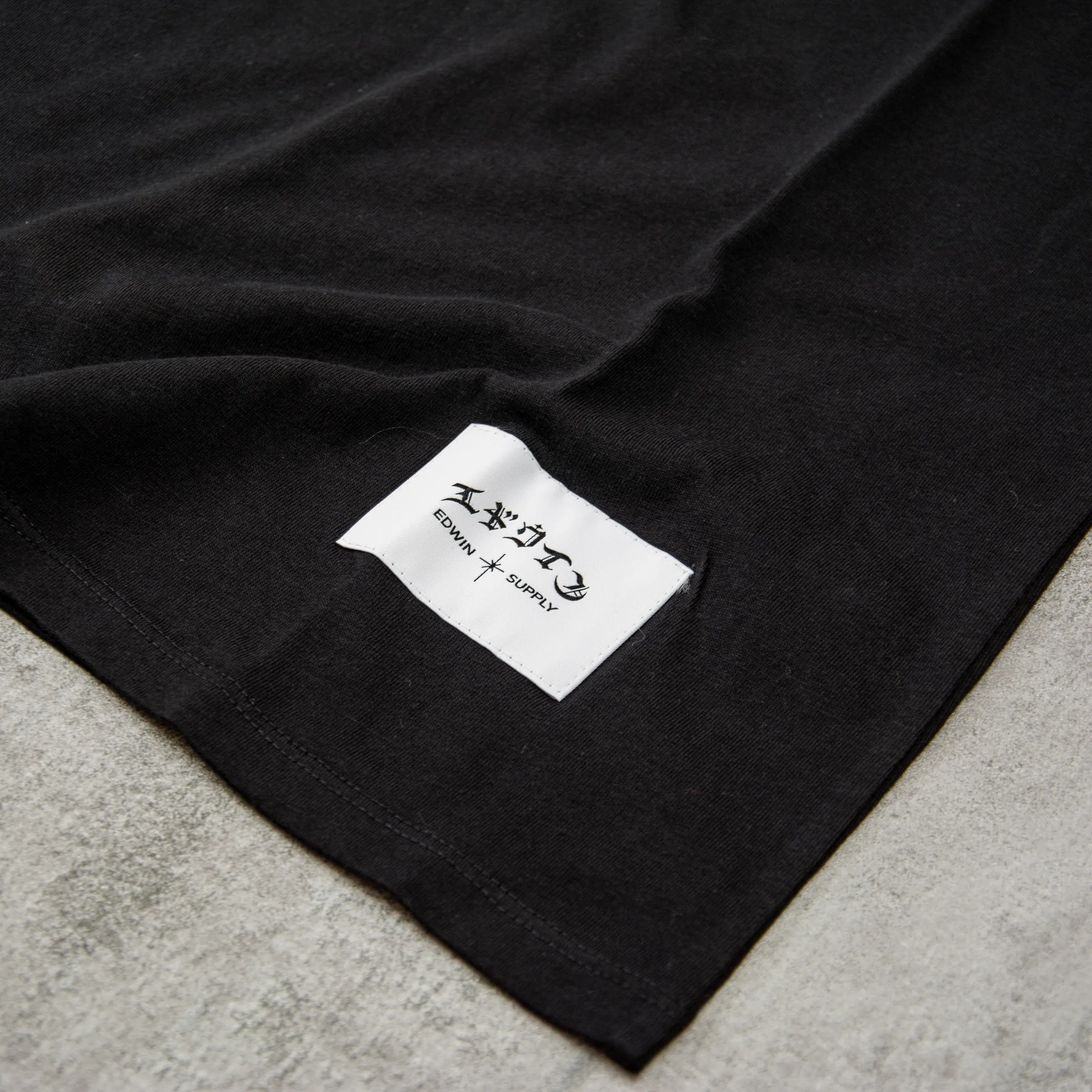 Edwin Beetle S/S Tee - Black