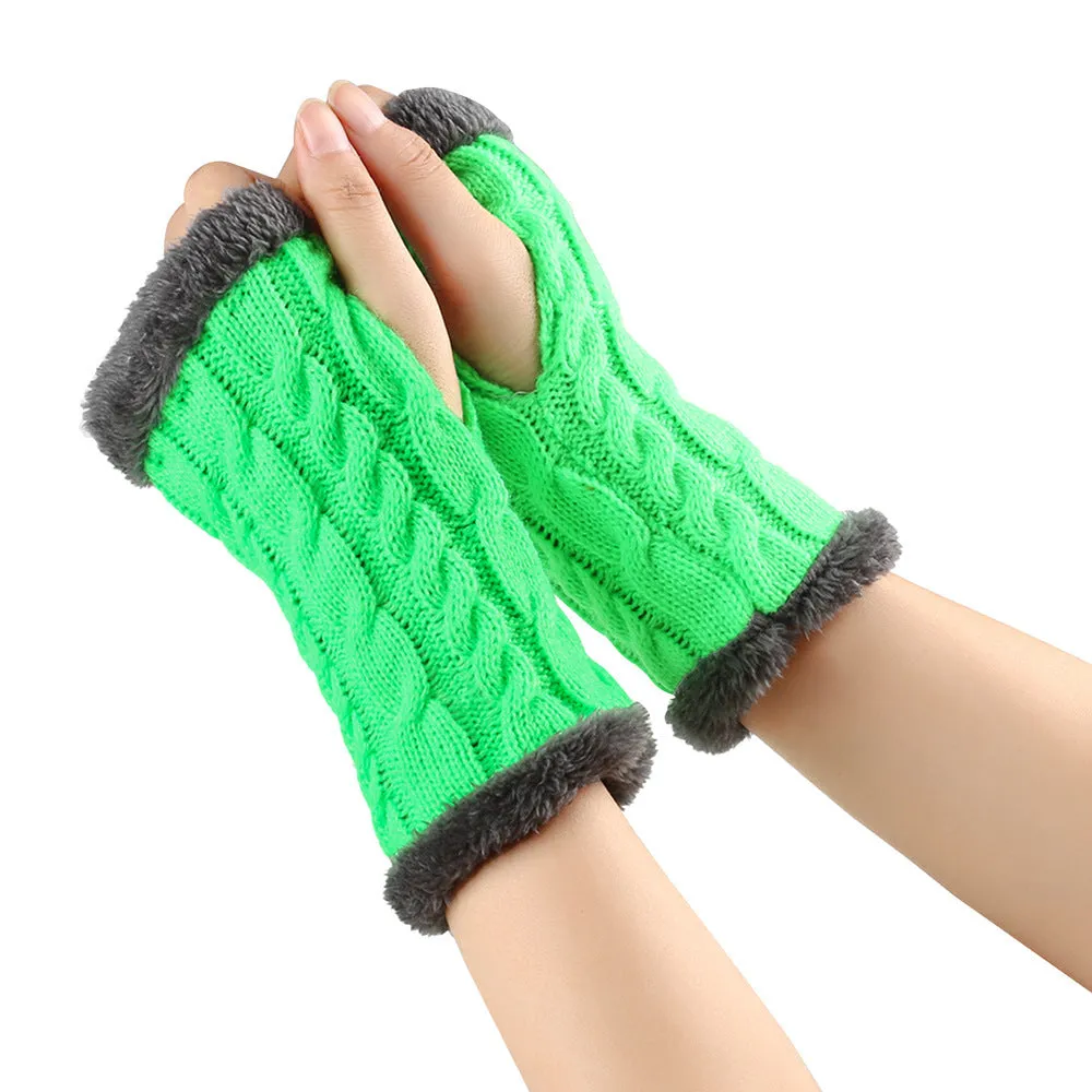 Fleece-lined Fluffy Gloves Twist Knitted Finger Leakage